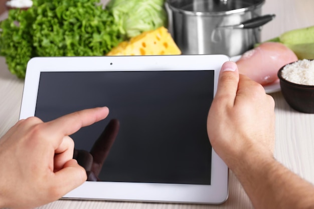 Step-by-step cooking instructions on a tablet